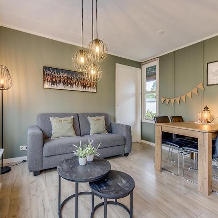 Chalet 'T Veluws Stulpje "Geniet, Ontspan En Droom Even Lekker Weg!" Putten Exterior foto